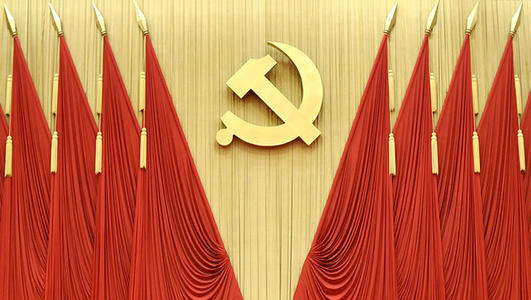 以“七一勋章”为光 与英雄同行党课讲稿